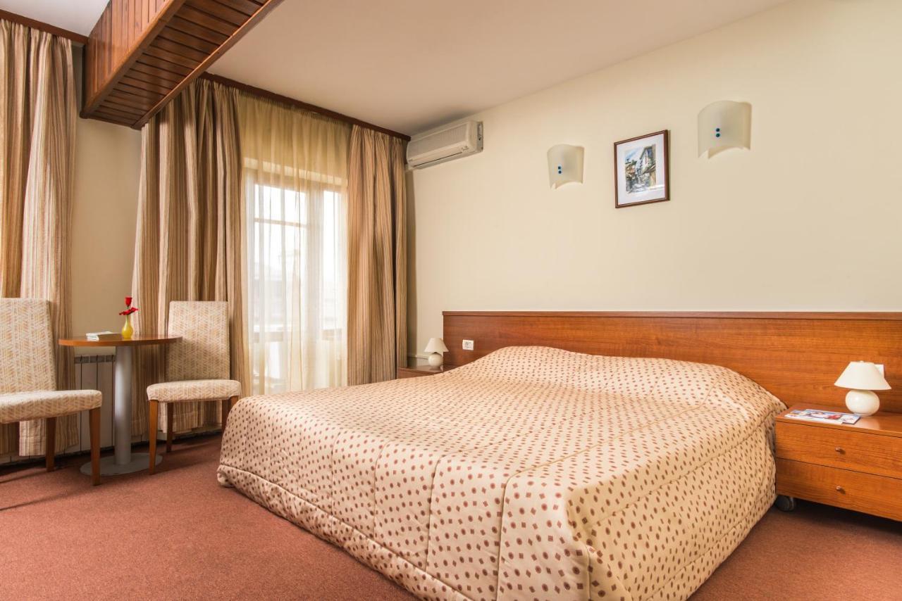 Hotel Pirin Бансько Екстер'єр фото